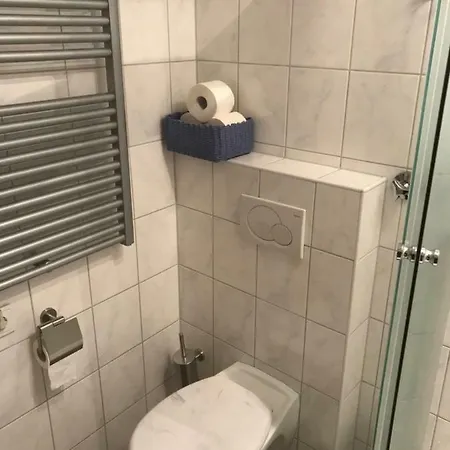 Apartment Modernes 3-Zimmer Apartment Fuer 5 Personen Nahe Messe Duesseldorf *